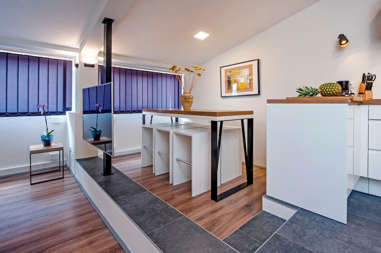 Lakovich Sea View Apartments ロヴィニ エクステリア 写真