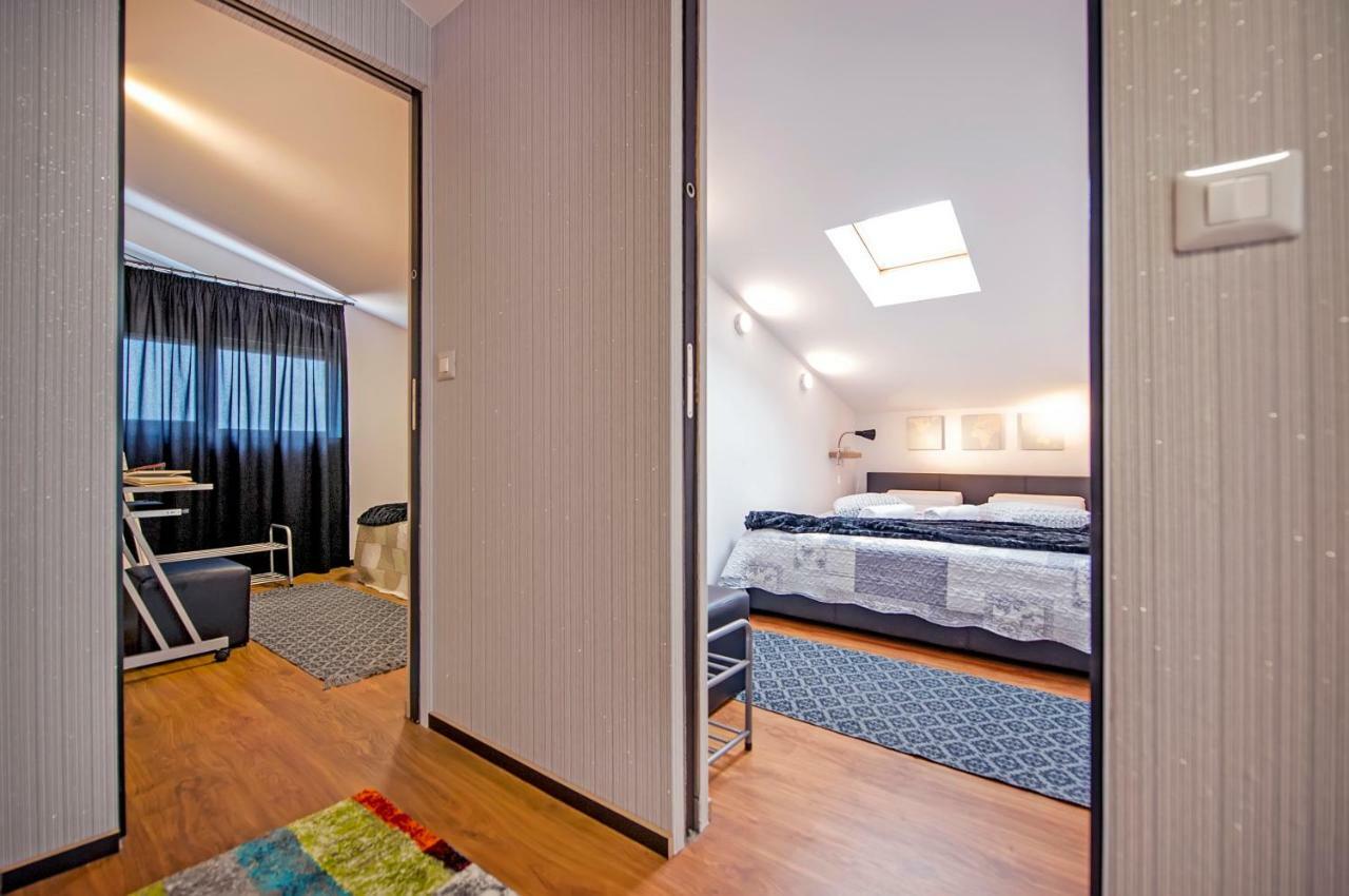 Lakovich Sea View Apartments ロヴィニ エクステリア 写真