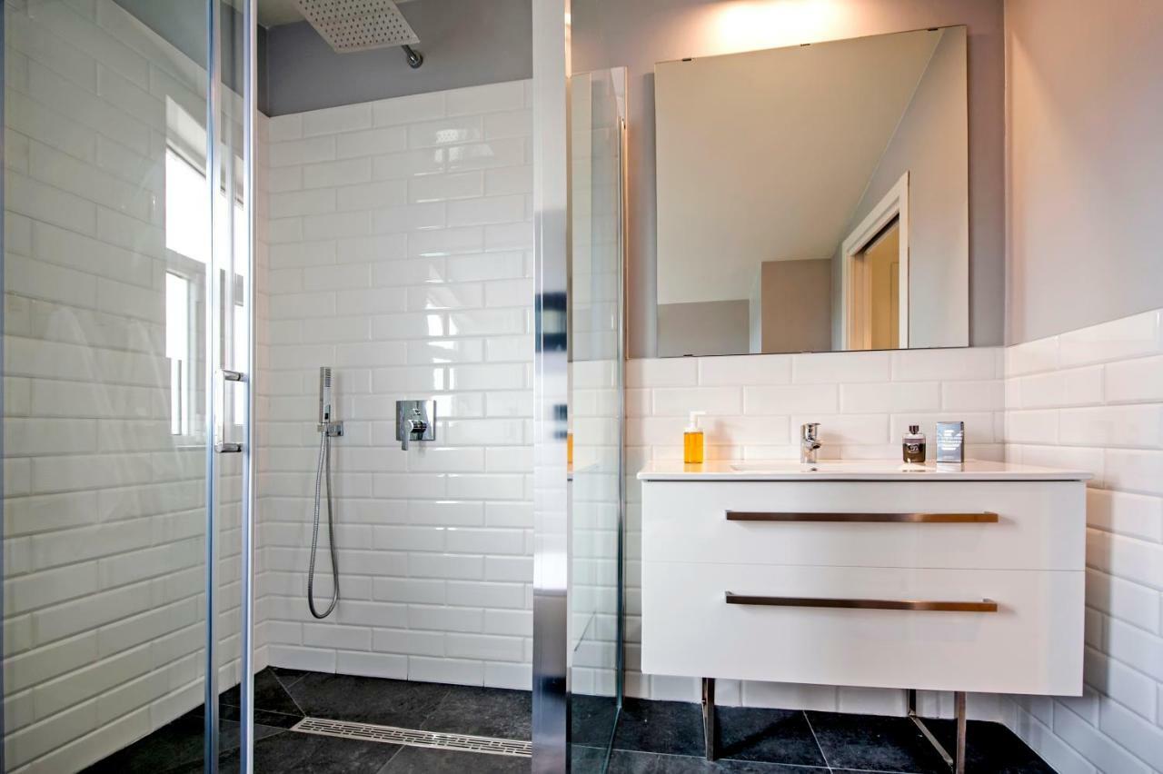 Lakovich Sea View Apartments ロヴィニ エクステリア 写真